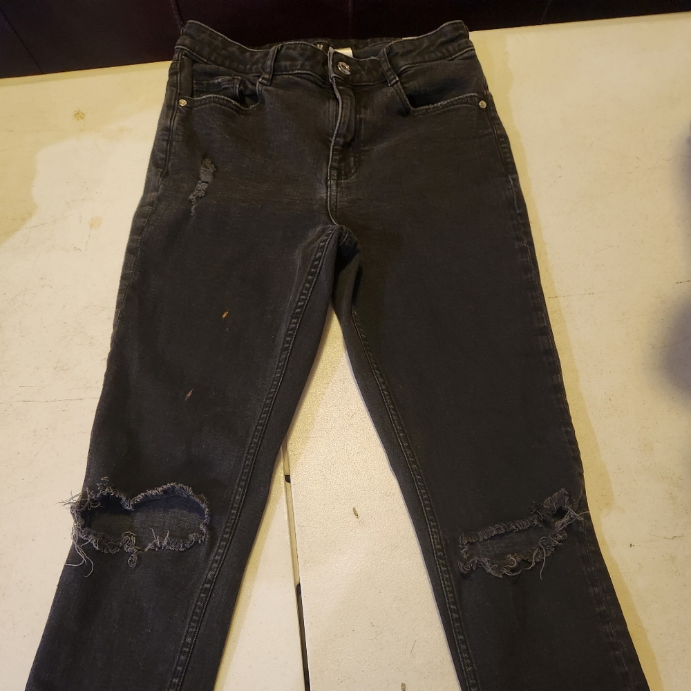 Juniors distressed black skinny jeans